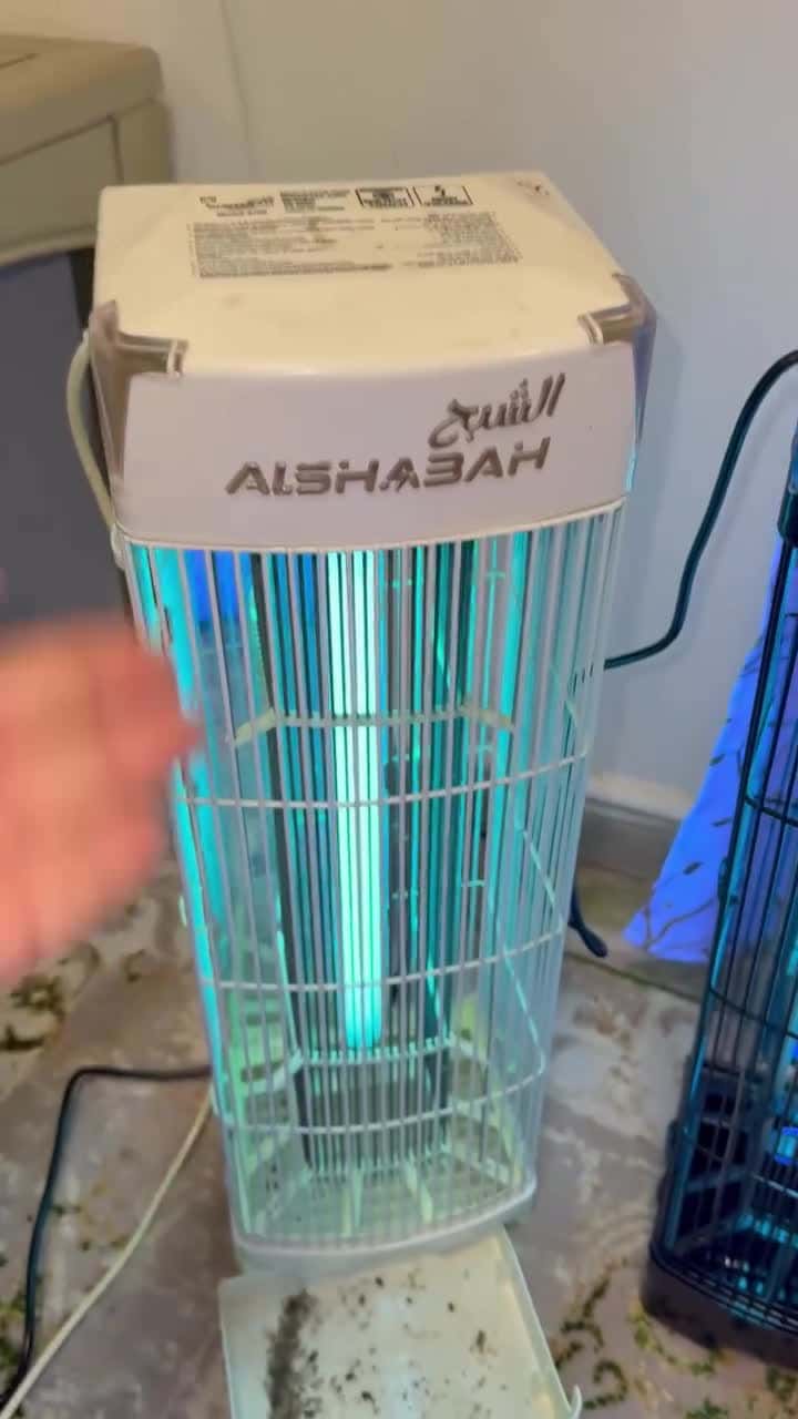 جهاز قاتل الناموس الكهربائي للحشرات الطائرة الشبح Al Shabah Flying Insects Killer