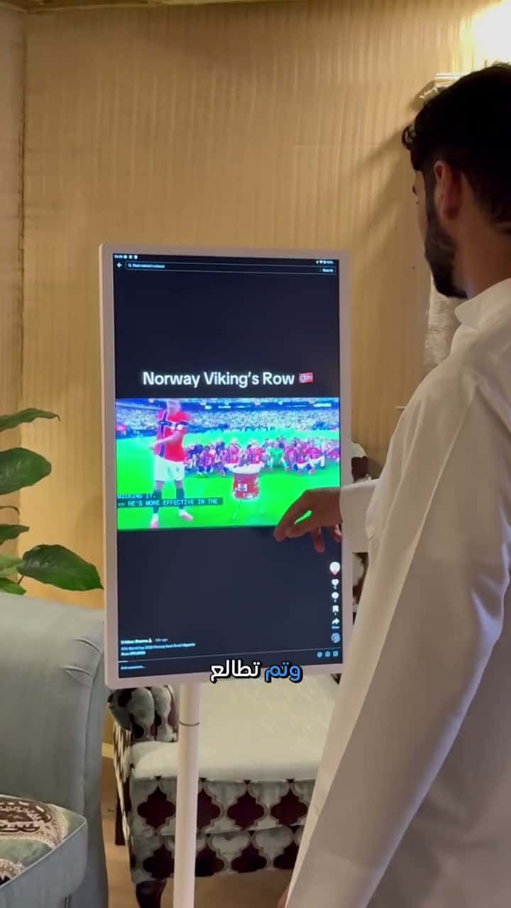 شاشة متنقلة اندرويد لمس ذكية تكتك مع ستاند كاميرا 32 بوصة Taktik Portable Smart Screen 1080p Rotatable Touch Screen