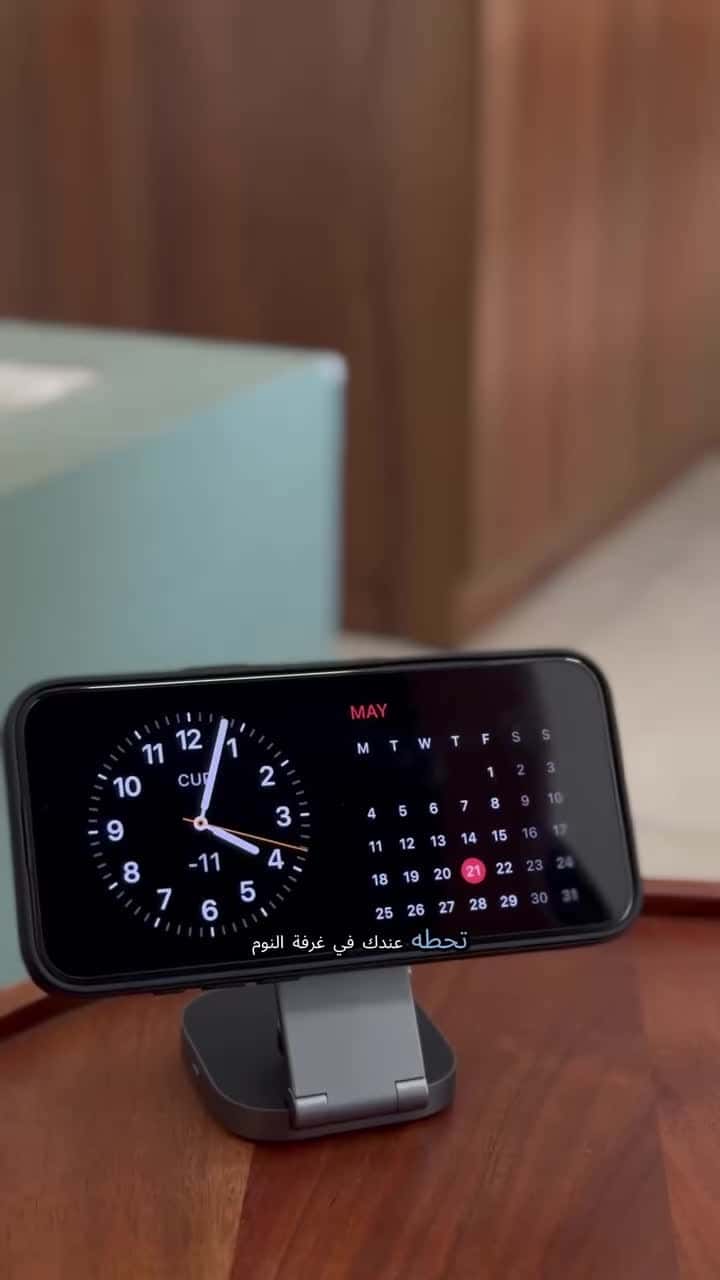 Aukey Foldable Mag Wireless Charging Station with 15W Output USB-C Compatible for iPhone and AirPods