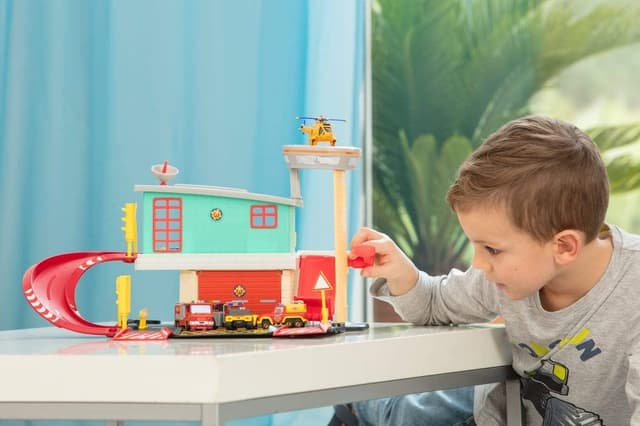 FIREMAN SAM sam fire station