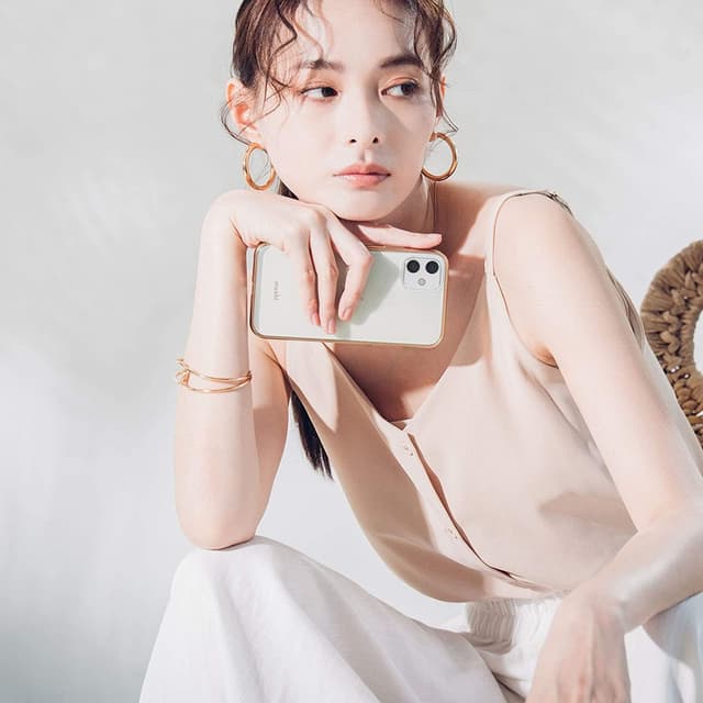 moshi vitros iphone 11 case champagne gold