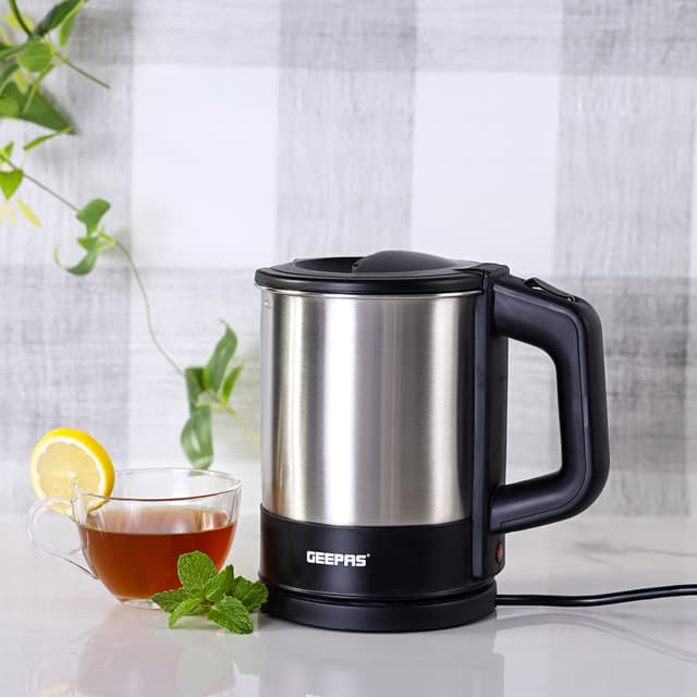 غلاية ماء كهربائية Geepas 1350W 1.0L Travel Electric Kettle - Stainless Steel Housing, Boil-Dry & Overheat Protection