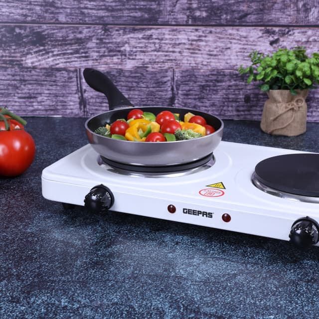 Geepas GHP32014 2000W Dual Hot Plate - Cast Iron Heating Plate 155mm - Portable Electric Hob with Temperature Control for Home, Camping & Caravan Cooking