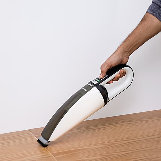 Geepas Vacuum Cleaner GVC19015UK