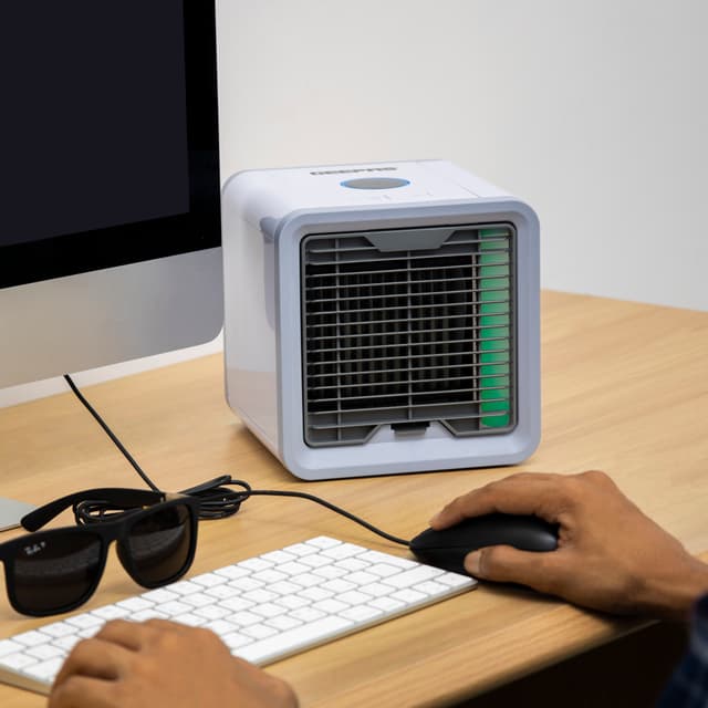 مكيف مائي محمول Mini Air Cooler | 750 ml | 3 Speed Options | LED Night Light