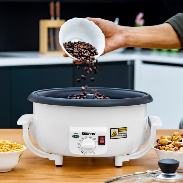 Geepas Coffee Roaster, Roasts 750gms Of Coffee at A Time, GCR63038 - Temperature Control - Toughened Glass Lid - 800w Power - Easy Handling Design, Control Switch for Easy Operating, Automatic Coffee Roaster