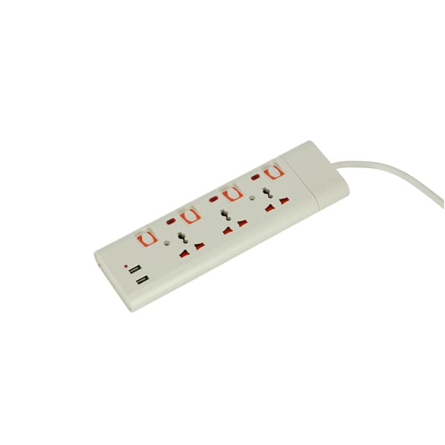 محول كهرباء Geepas 3 Way Extension Socket with 2 USB Port