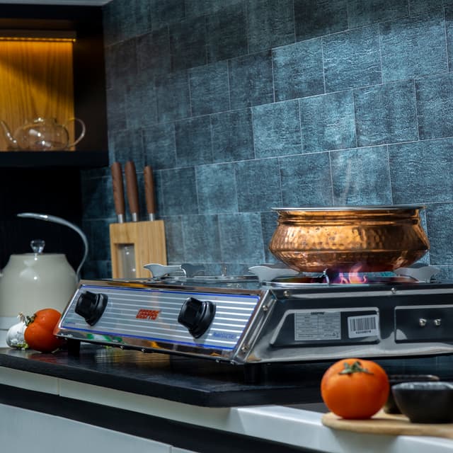 Geepas Automatic Ignition System Stainless Steel Gas Cooker GGC31033