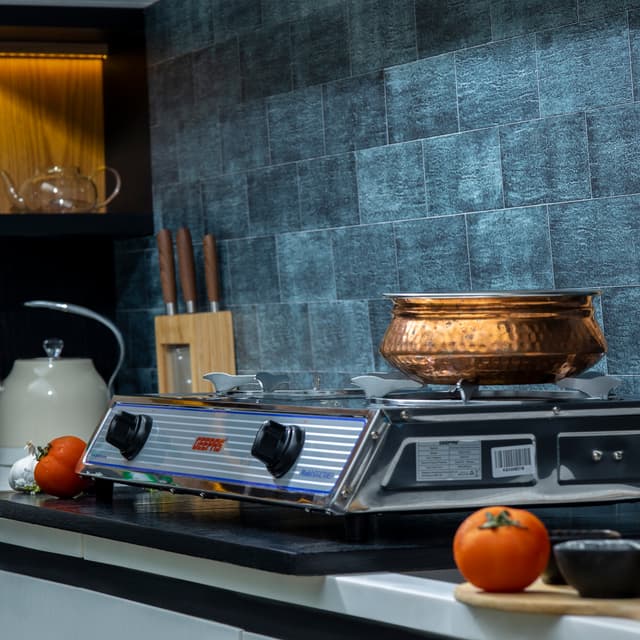 Geepas Automatic Ignition System Stainless Steel Gas Cooker GGC31033