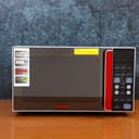 Geepas GMO1876 27L Digital Microwave Oven - 900W Microwave Oven with Multiple Cooking Menus -Reheating & Defrost Function -Child Lock -Digital Controls