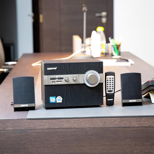 Geepas GMS8516 2.1 Multimedia Speaker - 20000 Watts PMPO with Powerful Woofer- USB, Bluetooth, Ideal Pc, Ps4, Xbox, Tv, Smartphone, Tablet, Music Player