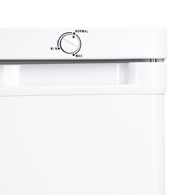 فريزر  Geepas 120L Upright Freezer