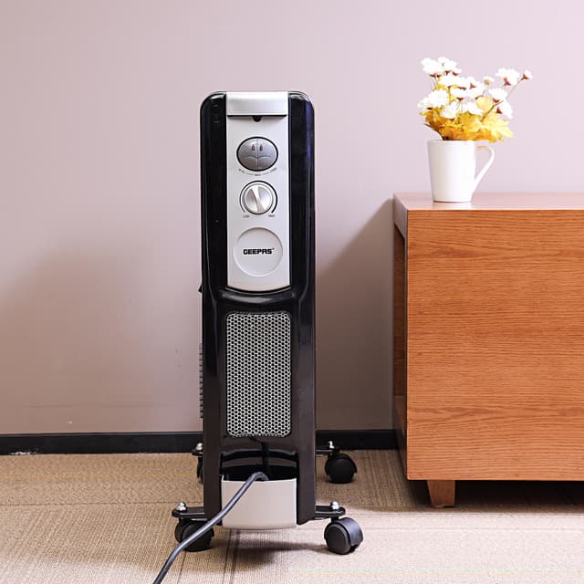 دفايه زيتيه كهربائية جيباس 2400 واط Geepas 11 Fins Oil Filled Radiator Heater With Fan