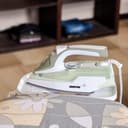 Geepas Ceramic Wet and Dry Steam Iron