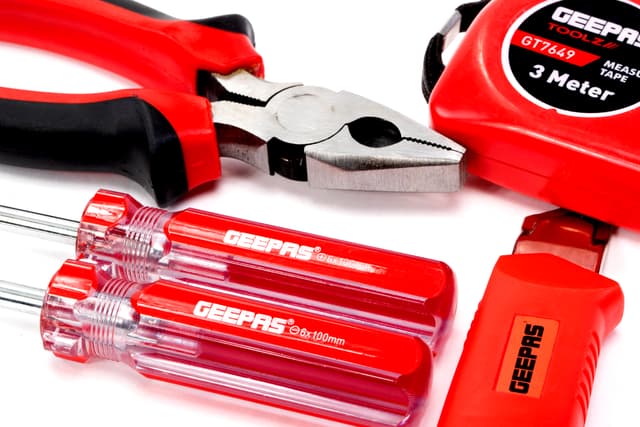 Geepas GT7649N 5-in-1 Combination Tool Set, Color Red, Includes Combination Pliers, Slot And Cross Screwdrivers, Measuring Tapeline, Utility Cutter