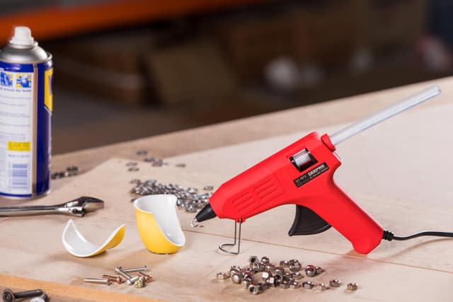 Geepas Gt7673 Hot Glue Gun - Rapid Preheating Reliable Compact And Easy To Use Tool Ideal For Diy Arts Hobby Craft Home Repairs Fabric Metal Wood Glass Card Plastic & Ceramics