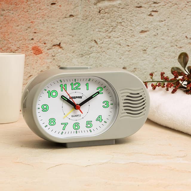 ساعة منبه جيباس بأصوات تنبيه تصاعدية Geepas Bell Alarm Clock Silent Non Ticking