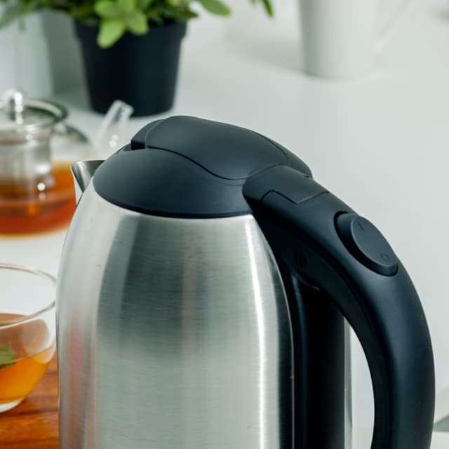 Geepas Electric Kettle - 1.8 L - Stainless Steel - 1500 W