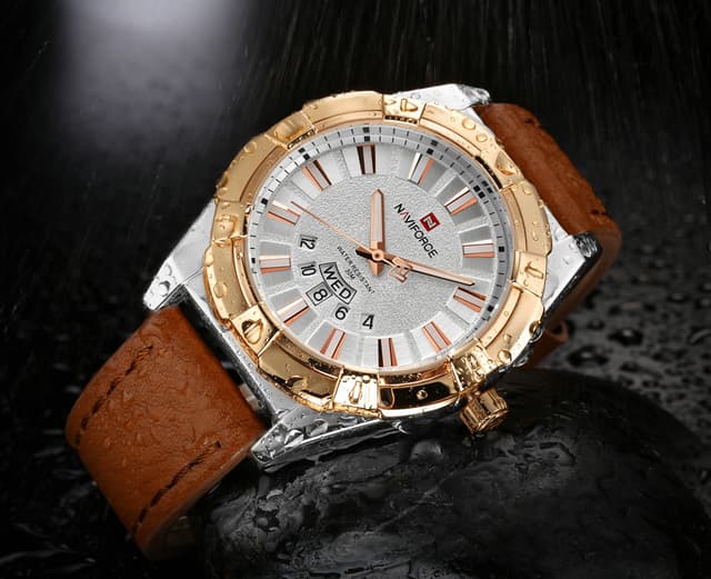 Naviforce 9118 Analog leather Men's Waterproof Sport Watch with Date and Day Display - White - White