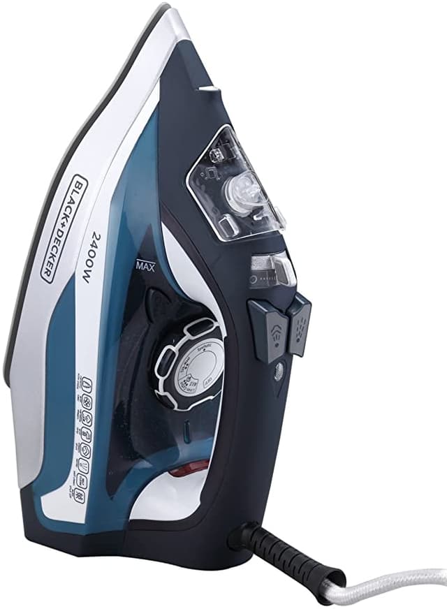 مكواة كهربائية بالبخار 2400 واط Black+Decker  Steam Iron With Ceramic Soleplate Auto Shut-Off