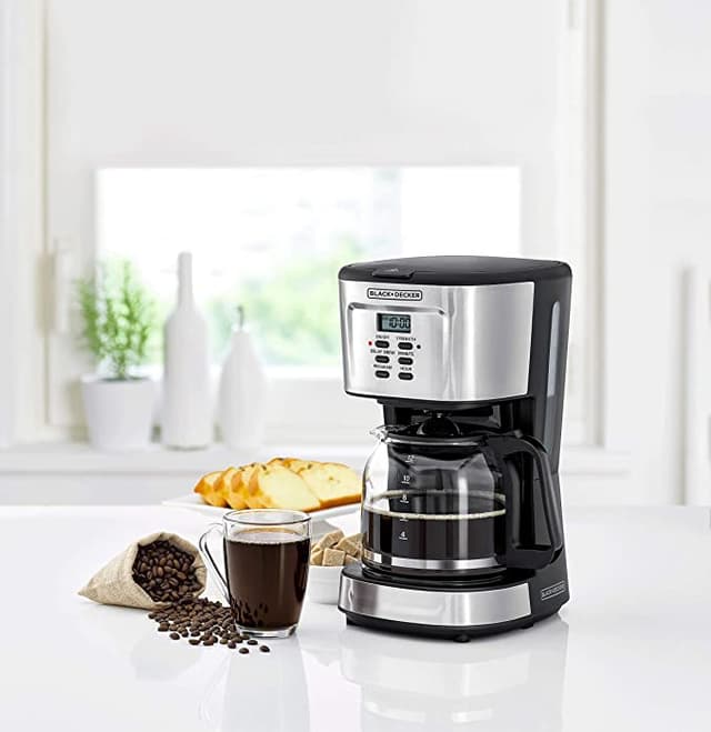 BLACK&DECKER Black+Decker 900W 12 Cup 24 Hours Programmable Coffee Maker with 1.5L Glass Carafe and Keep Warm Feature for Drip Coffee and Espresso Black  DCM85 B5 2 Years Warranty