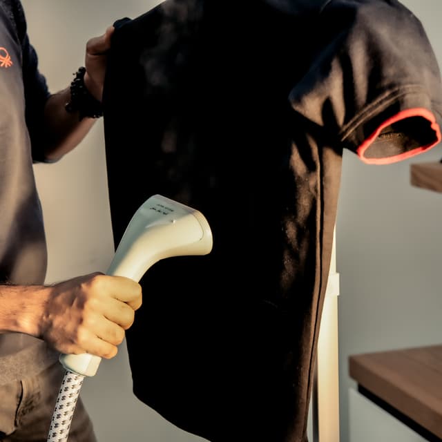 Krypton Garment Steamer/1.7Ltr/2000w 1X1