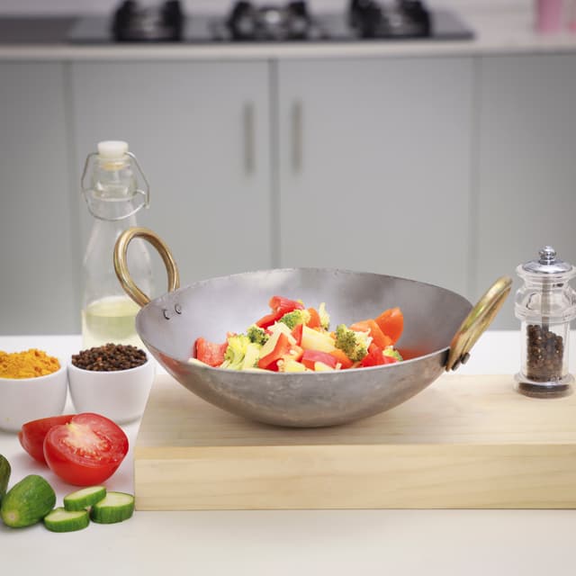 Delcasa Iron Kadai with Deep Round Bottom and Strong Handle | DC1989 | Traditional 23 cm Deep Frying Kadai | Ideal for Home Cooking, Restaurant Kitchen and Catering