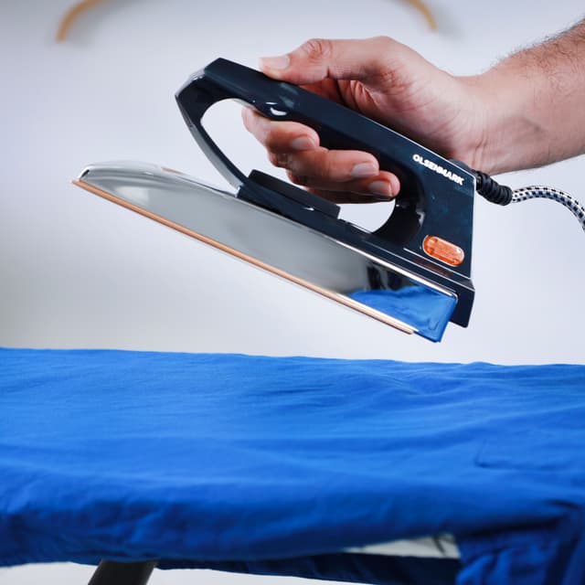 Olsenmark Portable Powerful 1200W Automatic Dry Iron with 60 Micron Teflon coating & Auto Cut off OMDI1561