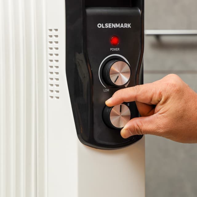 مدفأة كهربائية (شوفاج متنقل) مع 13 شفرة Olsenmark Oil Filled Radiator 13 Fins Radiator