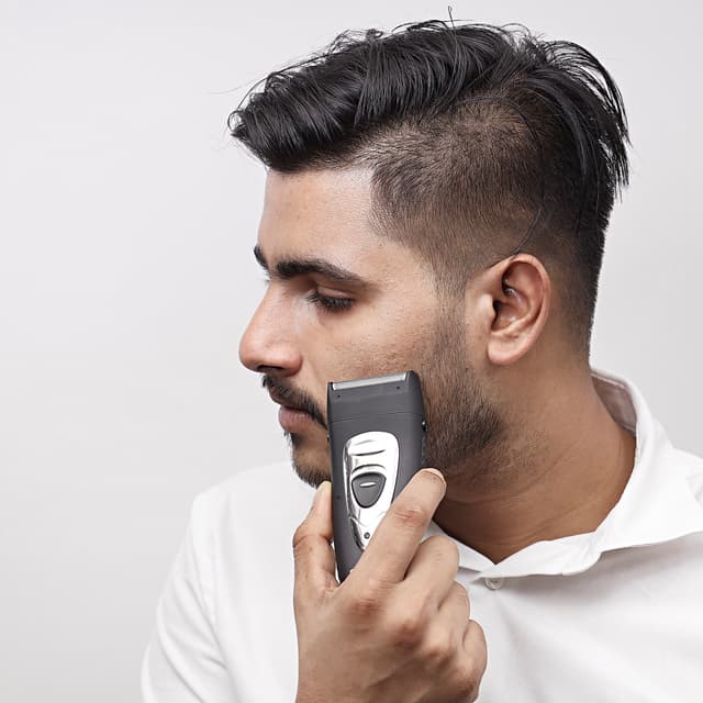 ماكنية حلاقة كهربائية Olsenmark Men'S Electric Foil Shaver