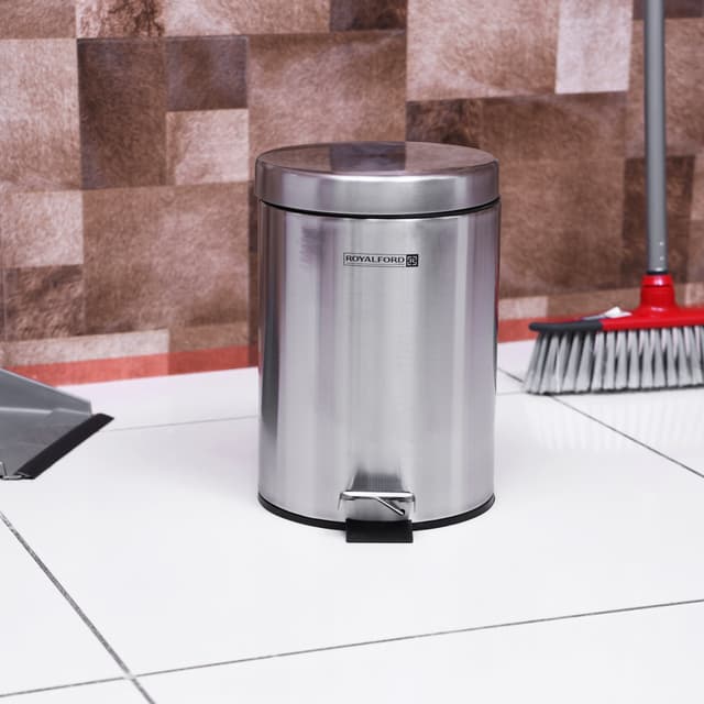 سلة مهملات مطبخ بدواسة (5L) Royalford Kitchen Pedal Trash Bin