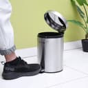 سلة مهملات مطبخ بدواسة (5L) Royalford Kitchen Pedal Trash Bin