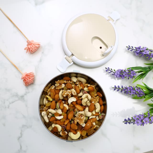 حافظة طعام بطبقة واحدة - 700 مل 700Ml Single Layer Round Lunch Box - Leak-Proof & Airtight Lid Food Storage Container - Royalford