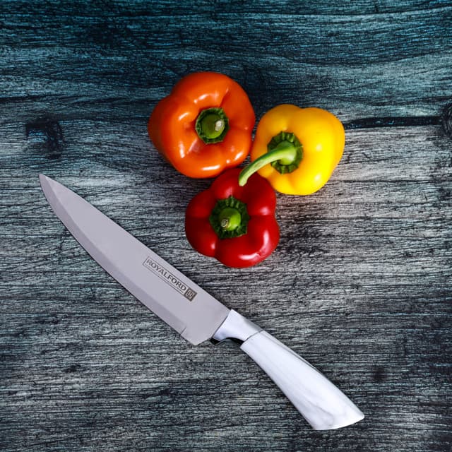 طقم سكاكين ستانلس ستيل 8 قطع | Royalford Kitchen Knife Set With Rotating Knife Block