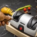 جهاز سن (شحذ) السكاكين الكهربائي باستطاعة 40 وات Geepas Electric Knife Sharpener