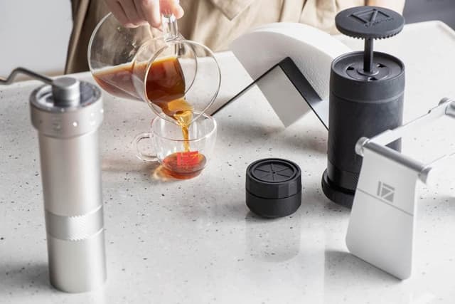 مطحنة القهوة المحمولة 30 جرام ون زيبريسو 1ZPRESSO epro Manual Grinder Burr - 145916