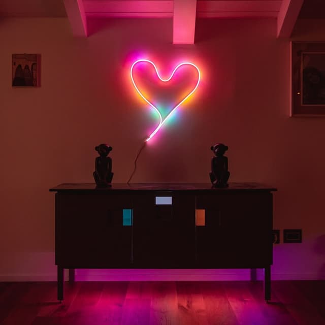 TWINKLY FLEX Starter Kit 3M - 300 LEDs RGB LightApp-Controlled Flexible Light Tube Gen II - White