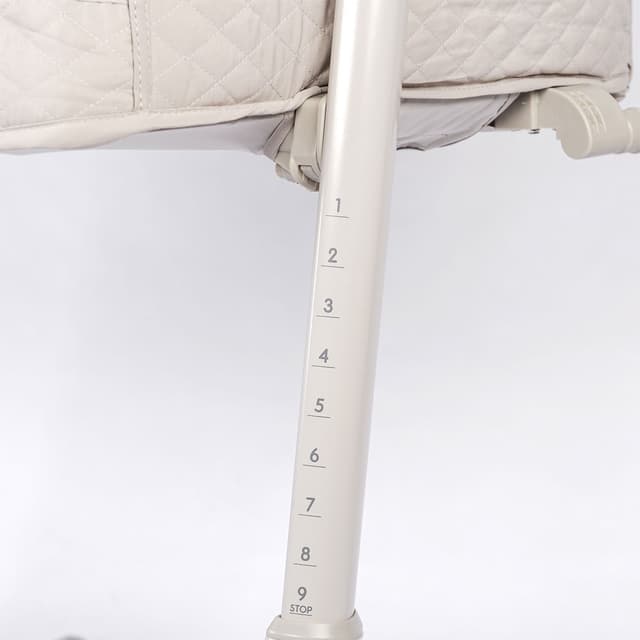 Bumble & Bird Bumble & Bird - Adjustable Bedside Bassinet / Crib