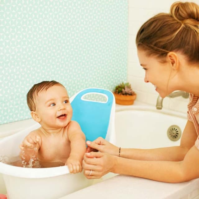 حوض استحمام للأطفال الرضع مونشكين Sit & Soak Tub - Munchkin