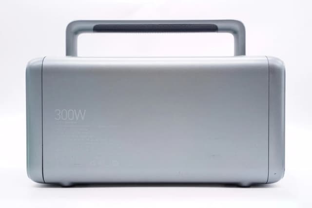 Yoobao EN300WLPD 72000mAh PD65W Power Station