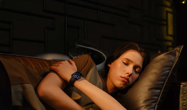 Poco watch 1.6" AMOLED colourful touch display 225 mAh