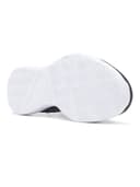 جزمة للمشي مقاس 36 أسود وأبيض ريبوك Reebok Walkawhile