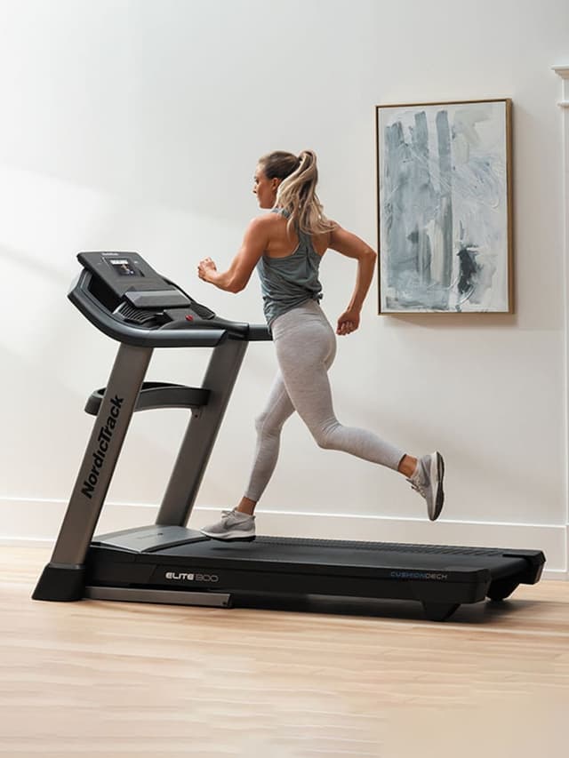 NordicTrack Elite 900 Treadmill