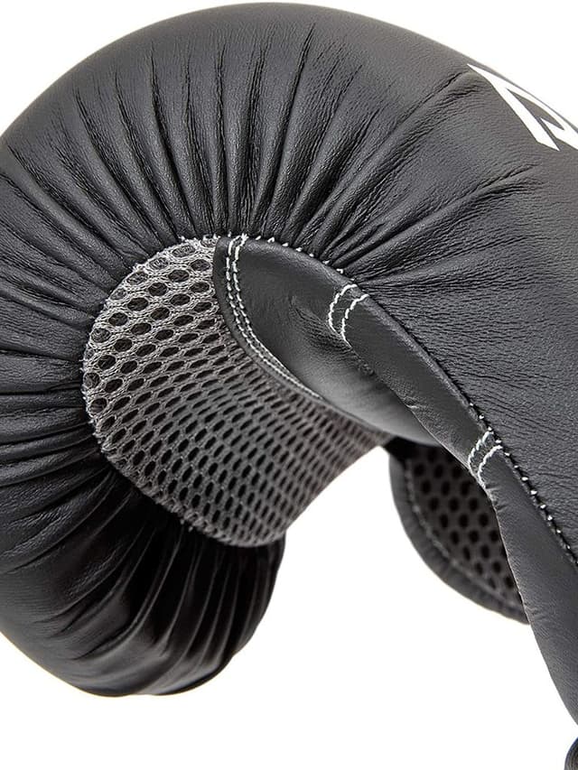 Reebok Fitness Boxing Gloves Color BlackSize 10 Oz