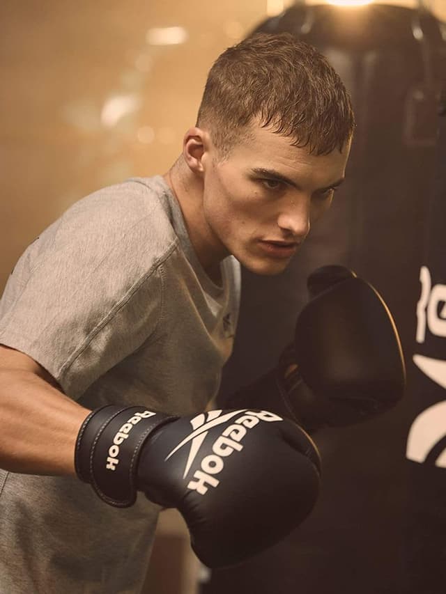 Reebok Fitness Boxing Gloves Color BlackSize 10 Oz