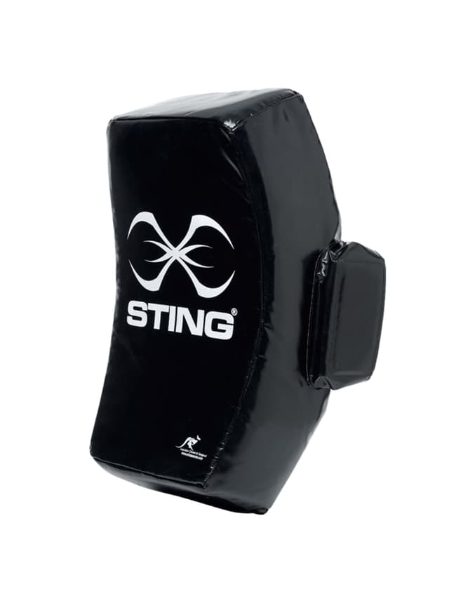 Sting Curved Armaplus Thai Kick Pads | Black