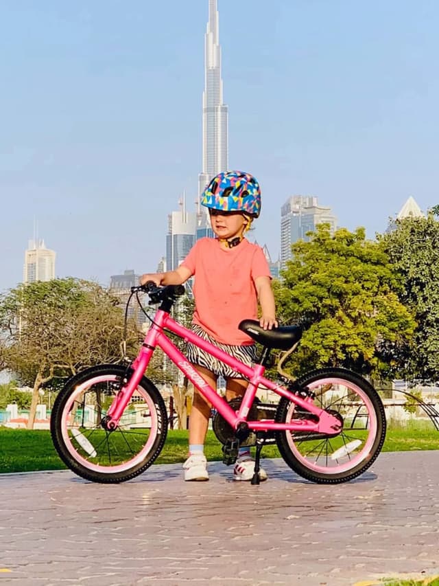 Spartan 16 inch Hyperlite Alloy Bicycle Color Pink