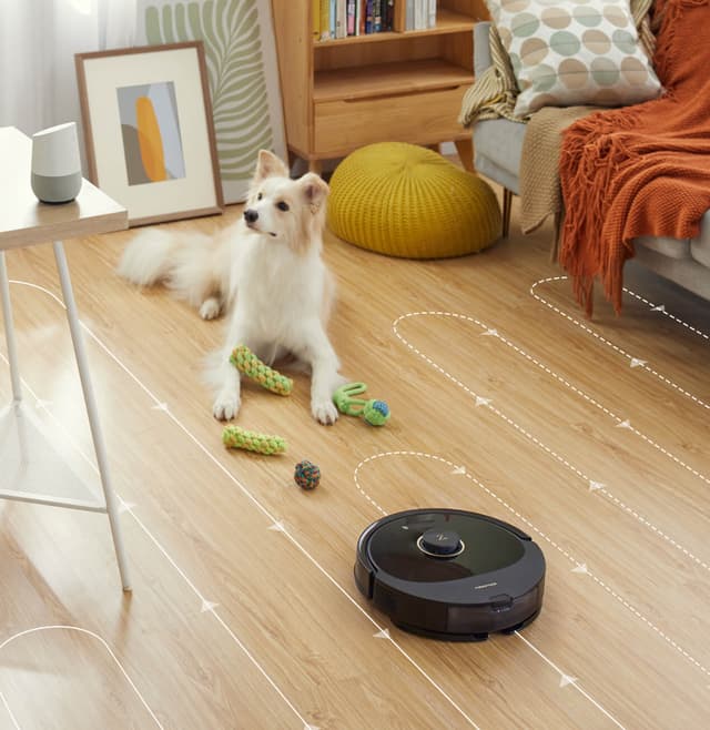 مكنسة روبوت التنظيف روبوروك كيو 8 ماكس بلس 5500 باسكال مع صندوق للغبار Roborock Q8 Max+ Robot Vacuum with Auto-Empty Dock