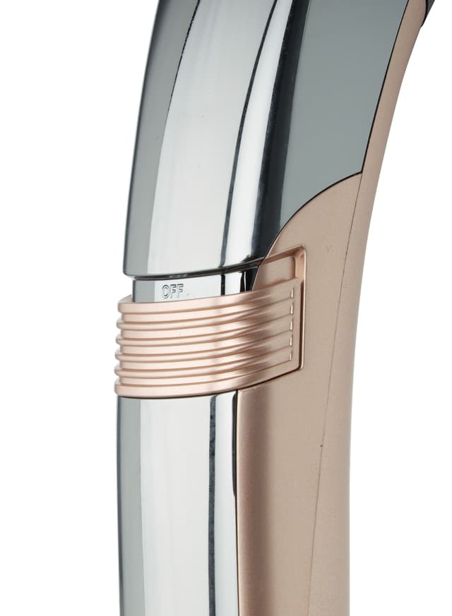 ماكينة حلاقة الشعر واللحية الاحترافية قابلة للشحن من جيباس مع 4 أمشاط Geepas Rechargeable Professional Cordless Hair And Bread Trimmer With 4 Guide Combs