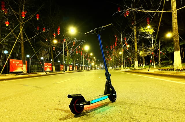 Taktik Electric Kids Scooter 150W 16Km/h